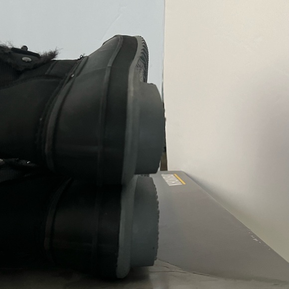 Khombu Women's Kandice Tall Lace-Up Faux Fur Winter Snow Boot size 6 M - Picture 8 of 11